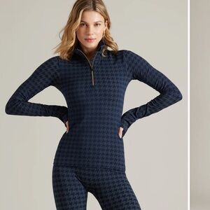 RHONE Navy Houndstooth Seamless Zip Top